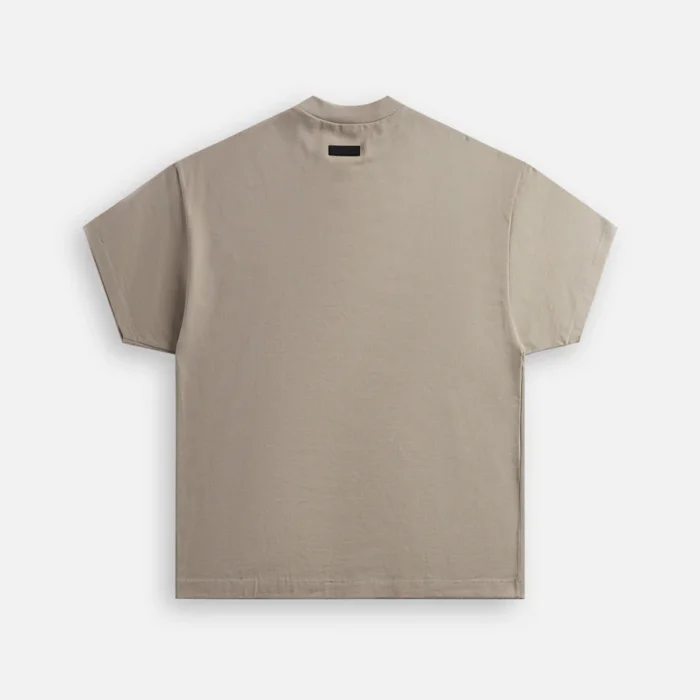 Curved logo Essentials Crewneck Kith T-Shirt